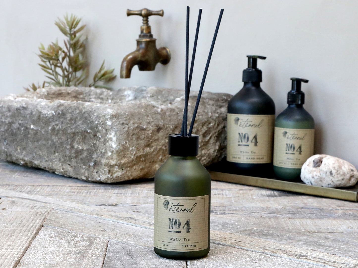 Éternel Duft Diffuser m. 8 sticks No. 4, 150 ml White Tea, findes også i duften Jasmine Dreams - vegansk